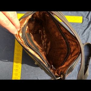 Tignanello Bags - Tignanello Brown Pebble Leather Crossbody Bag Tignanello Bags - Tignanello Brown Pebble Leather Crossbody Bag